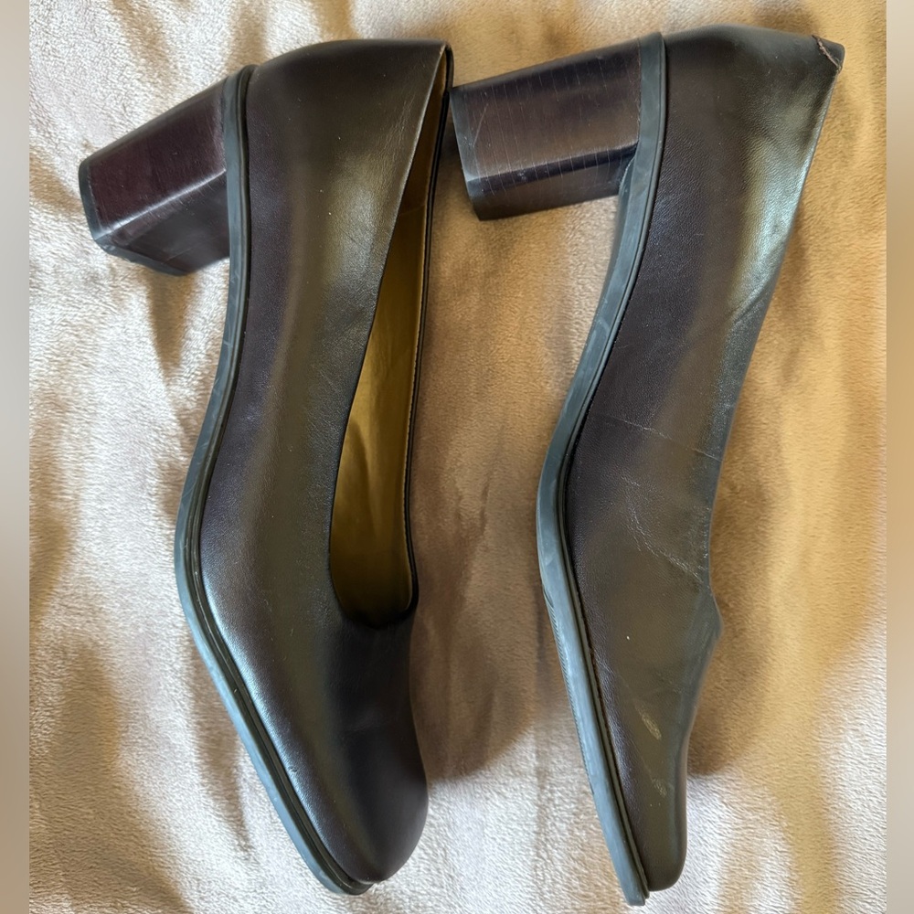 Jones New York Women's Vintage Classic Brown Leather Block Pumps Size 10